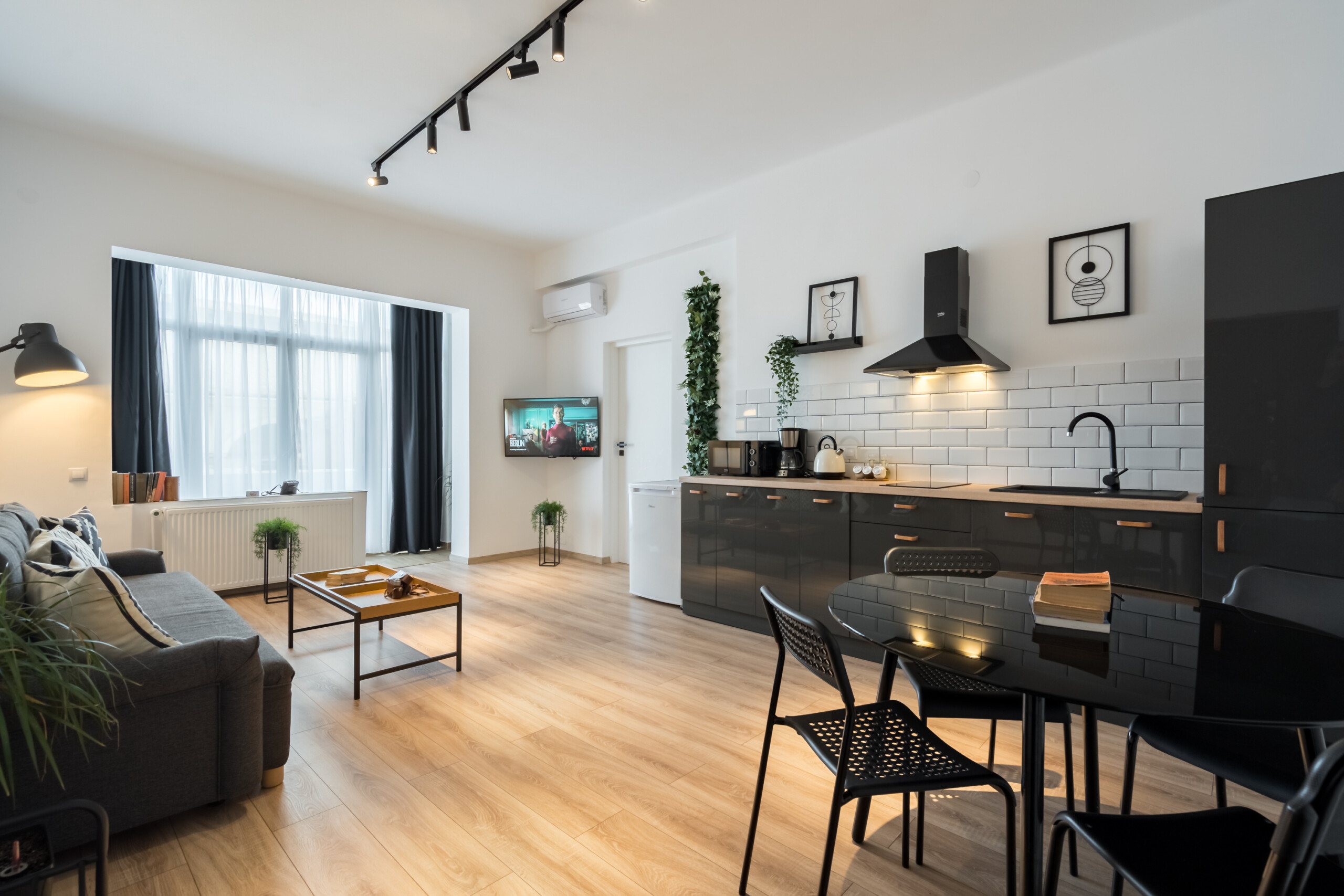 Short Term Rental Accommodation - Mrg Apartments 2